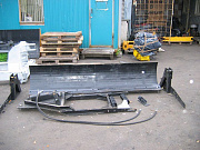 Отвал для снега МПУУ-1.20.00.000 (ОП-80М): Резиновый нож, гидравлическое управление движением «вверх-вниз», механический поворот «вправо-влево», L=2100 мм - Gidrorul